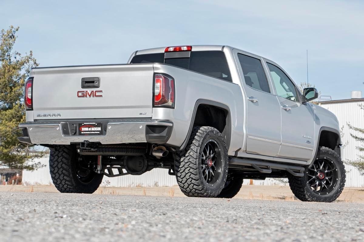 GMC Sierra 1500 Limited Suspension Lift Kit - Front + Rear - Rough Country - 3.5 Inch Lift Kit with Cast Steel LCA - 2019